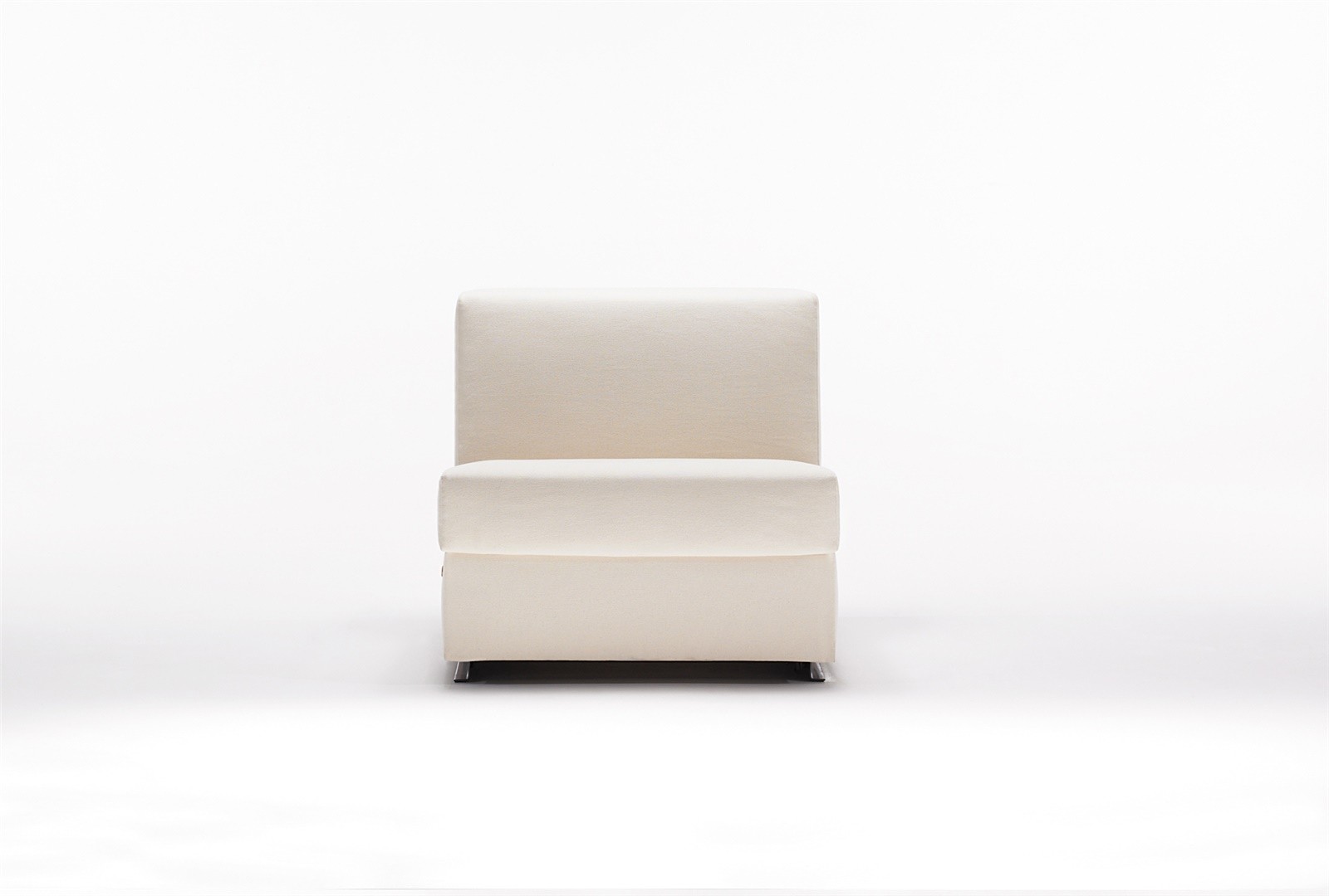 Fauteuil-lit BK 117 fermé, vu de face