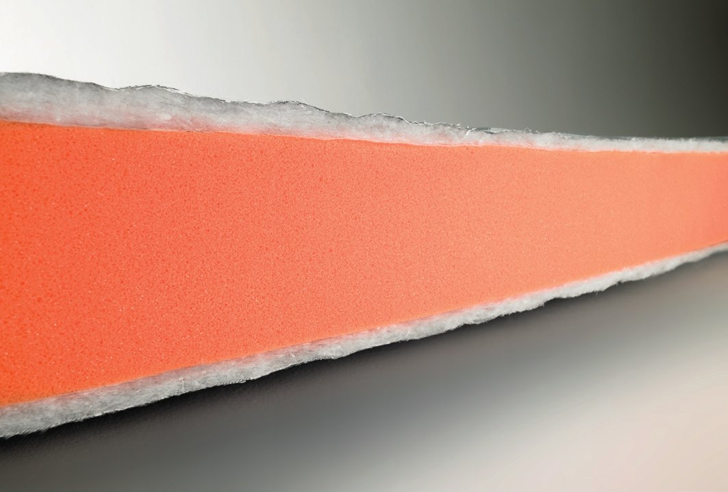 Coupe du matelas BK en polyuréthane, fourni de série
