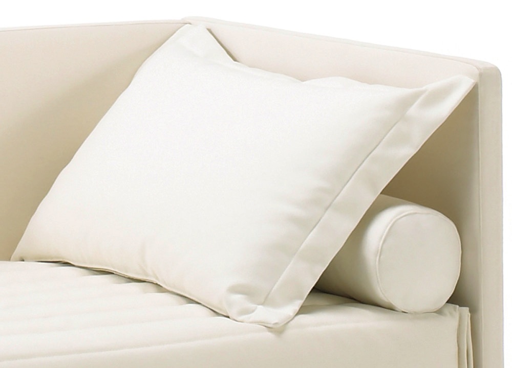 Oreiller 50 x 80 et rouleau BK en tissu coordonné