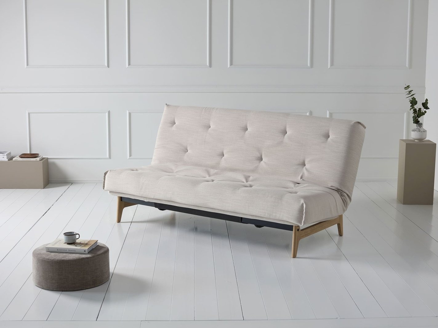 Canape convertible Aslak deplie, surface de couchage continue